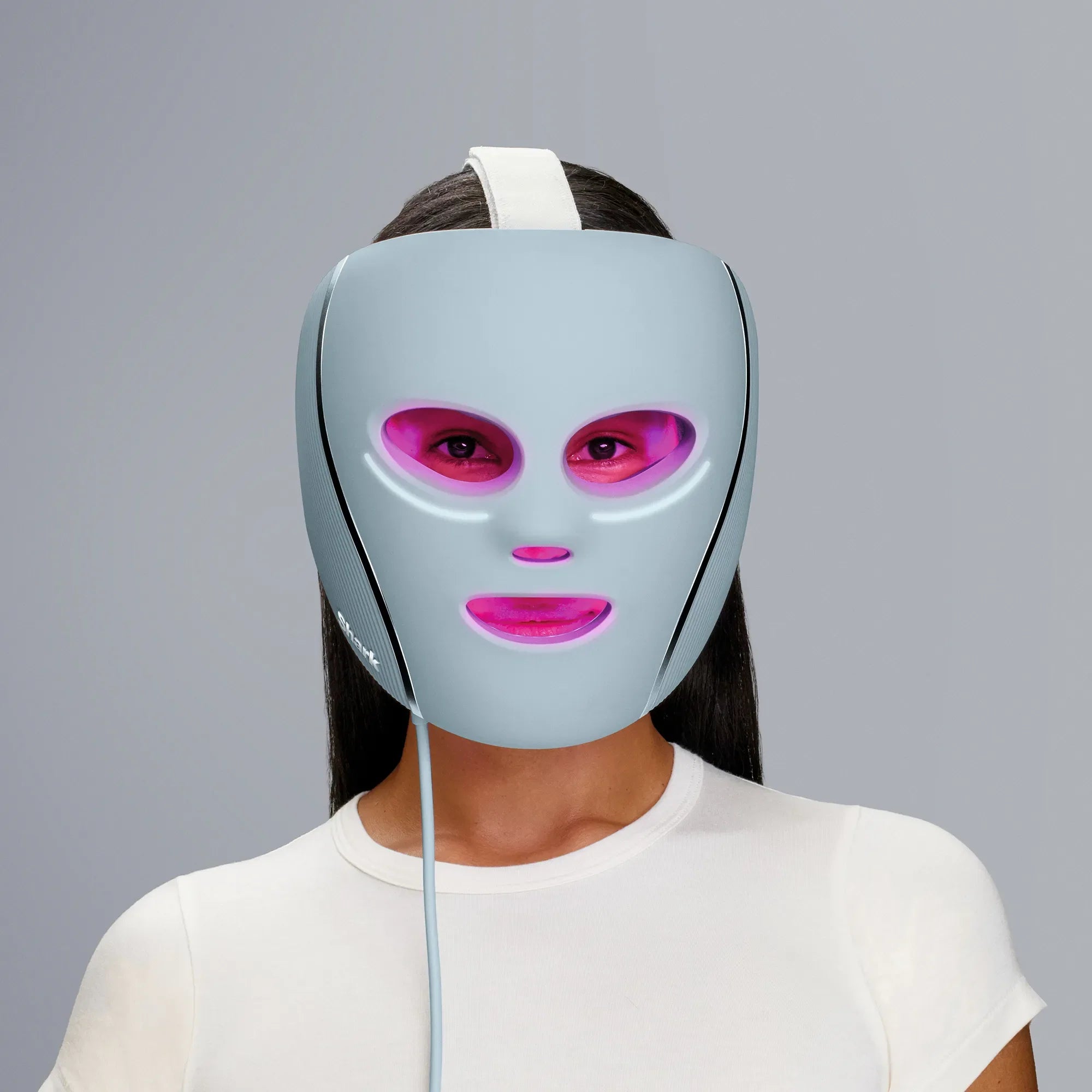 Shark Clean CryoGlow under-eye cooling and LED face mask with blue light therapy, designed for skin rejuvenation and puffiness reduction.