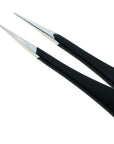 Yolaine Tweezerman ingrown hair and splinter tweezers with fine pointed tips for precise removal of splinters and ingrown hairs.