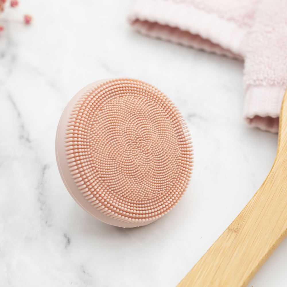 LEDMASKCONCEPT StylPro Routine Facial Cleansing Device with gentle bristles and ergonomic design for deep skin cleansing.